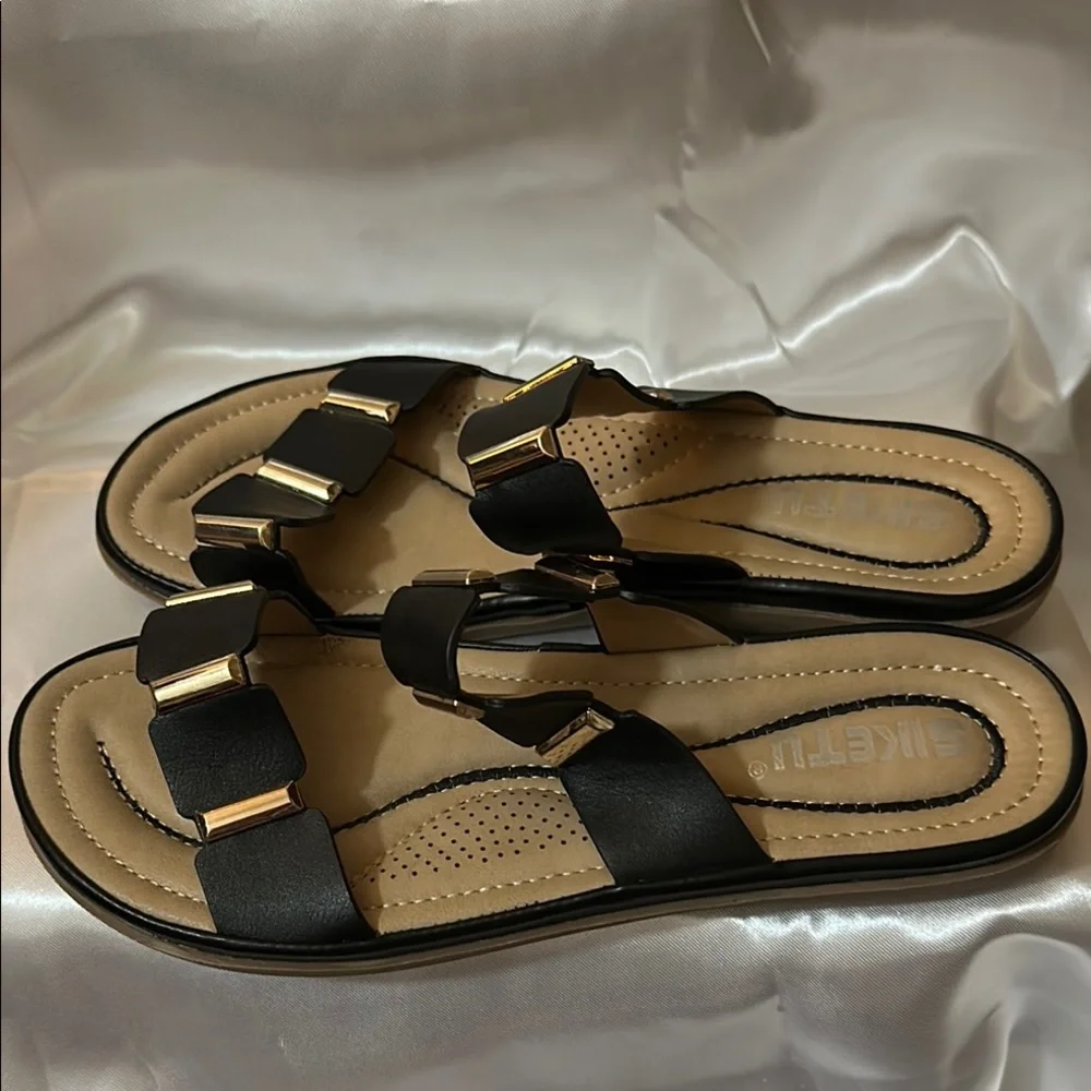 BLACK SLIDES WITH GOLD ACCENT - Picture 8 of 10